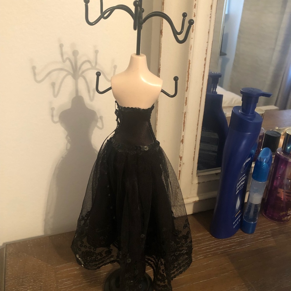 Meet your Posher, Batool